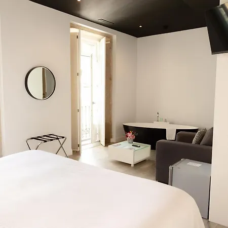 Hotel Montes 2*