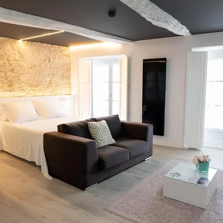Montes Hotel 2*