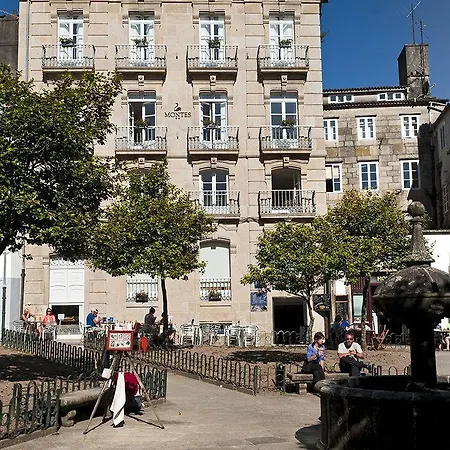Montes فندق سانتياغو دي كومبوستيلا