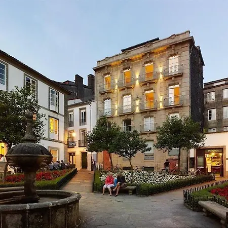 Montes Hotel 2*