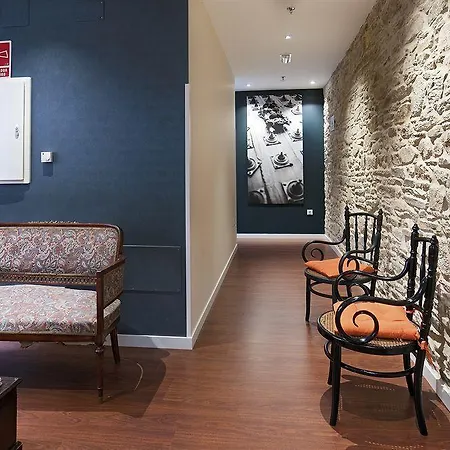 Montes Hotel 2*